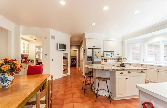 Homes for Sale in Stonehenge Estates Rochester MI